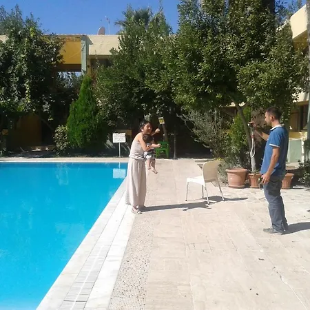 Artemis Yoruk Hostel *