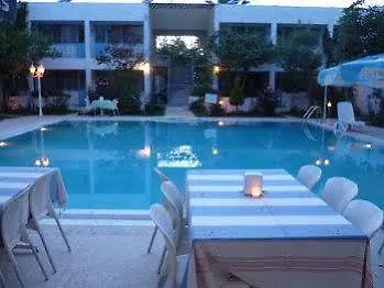 Hostel Artemis Yoruk *