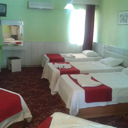 Hostel Artemis Yoruk *